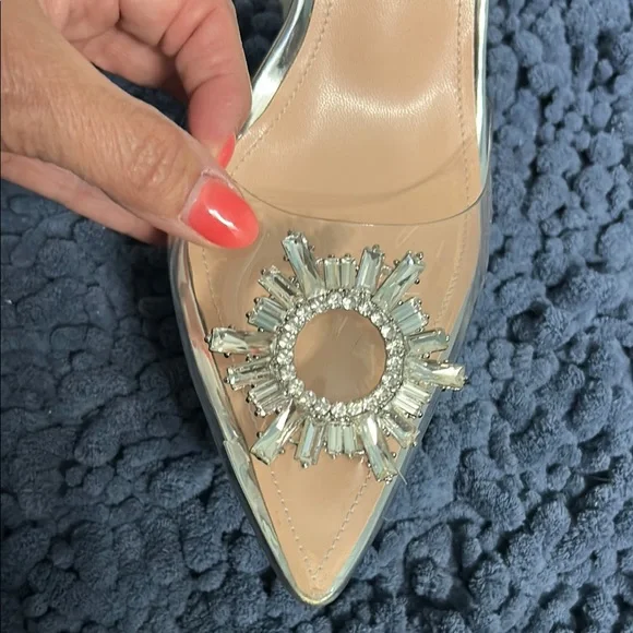 NWOT…WetKiss Silver Stiletto Heels with Rhinestone Embellishments Sz 8 - Picture 3 of 5